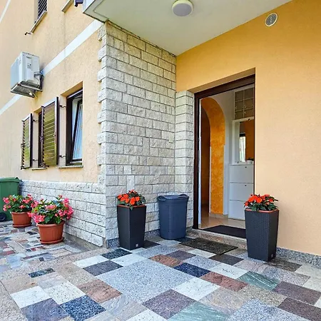 Apartment Maria Valter *